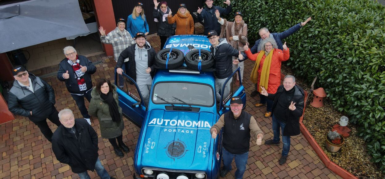 Photo ET C'EST PARTI POUR LE 4L TROPHY 20232